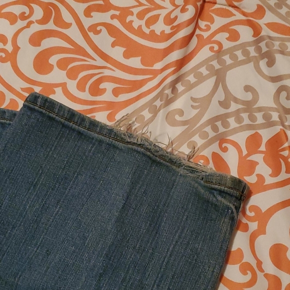 Jeans - Picture 2 of 4